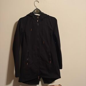 Mondetta rain jacket black in color medium